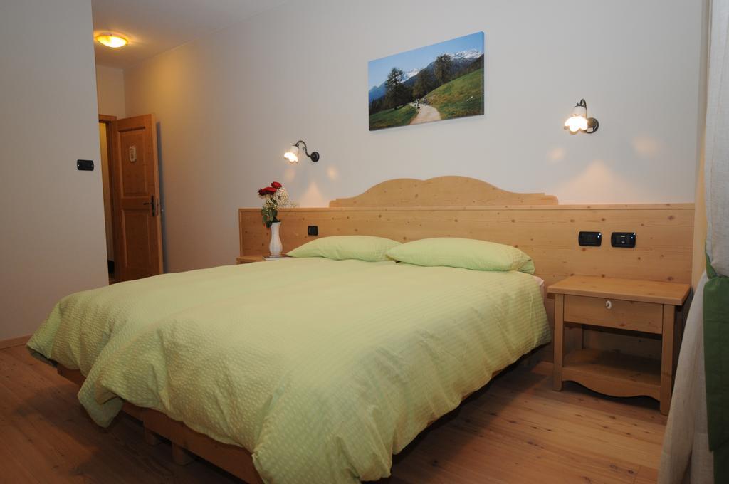 クレス Agritur Primo Soleヴィラ 部屋 写真